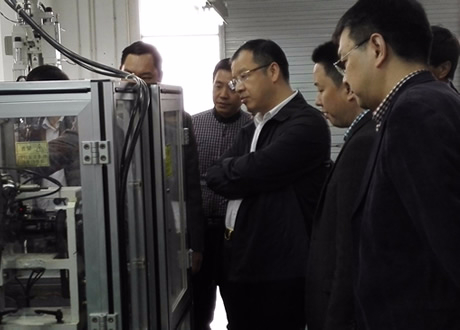 杨齐总裁到云顶集团深圳分公司调研